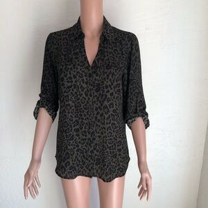 Express Portofino Leopard Print Black/Olive Women's Size M Slim Blouse Top